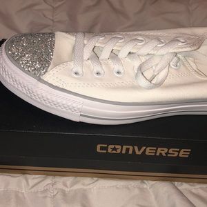 Brand NEW White Converse